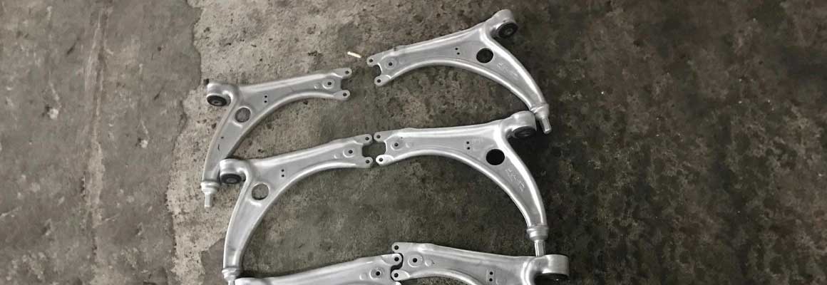 Volkswagen car aluminum alloy control arm.jpg